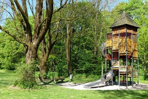 speeltuin speelhuis